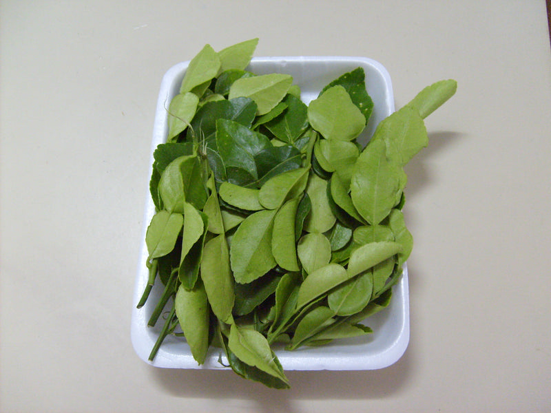 Makroot Leaves/Kaffir Lime Leaves